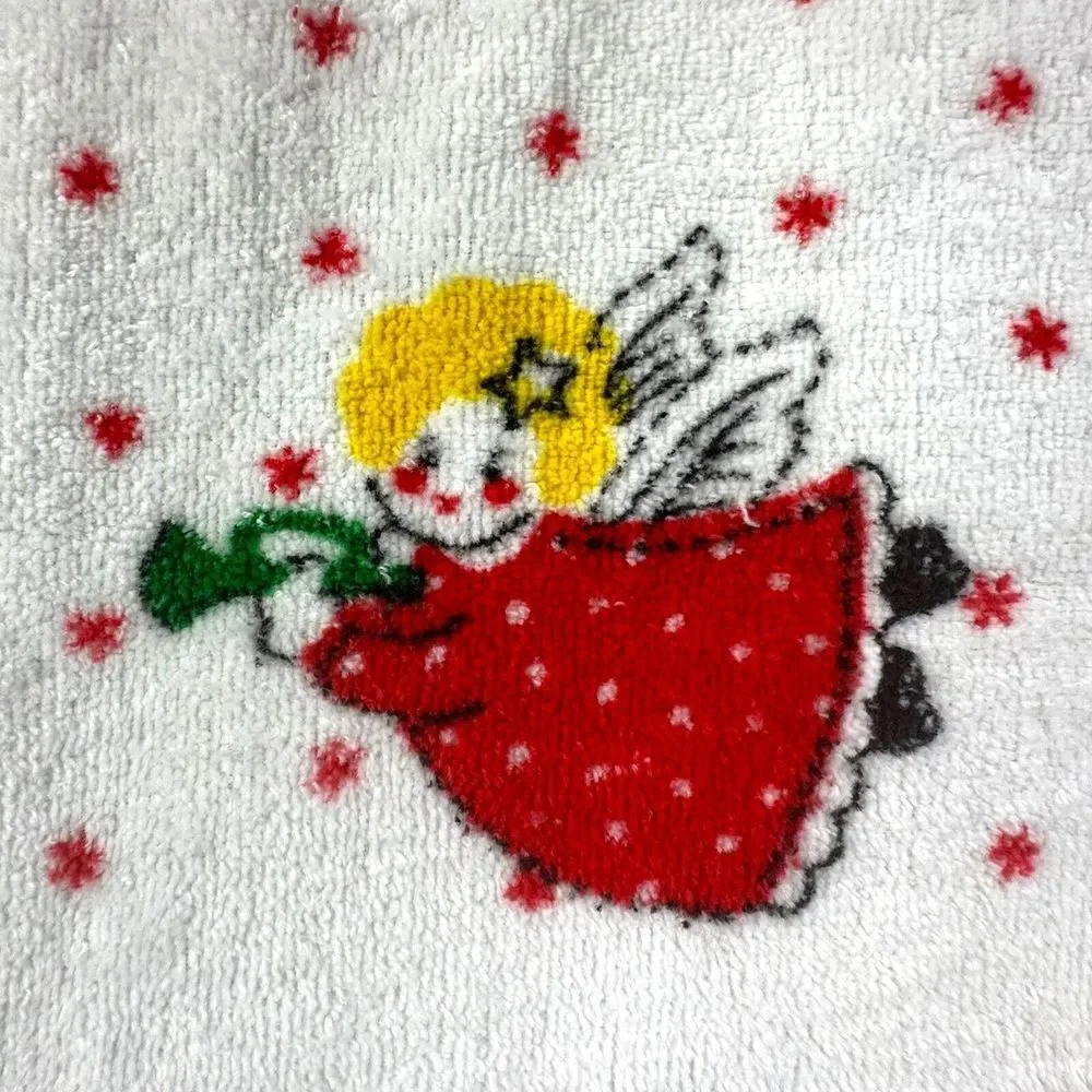 Cannon Vintage Christmas Holiday Fingertip Guest Bathroom Towel Train Angel GUC‎